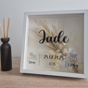 Cadre 3D de naissance fleurs séchées
