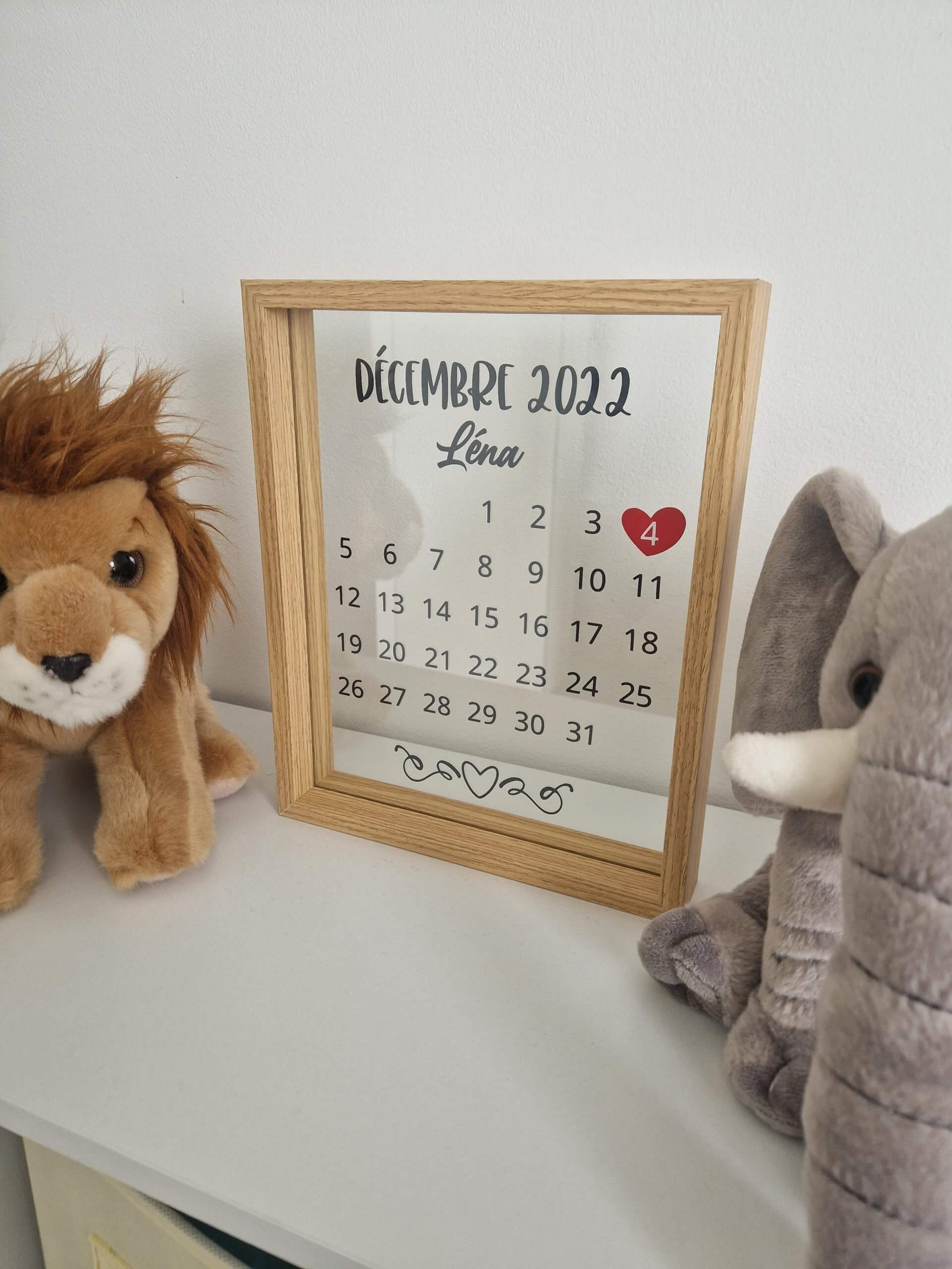 cadre flottant calendrier de naissance cadre flottant calendrier de naissance Léna